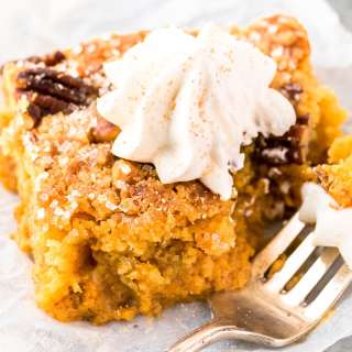 Pumpkin Crunch Cake