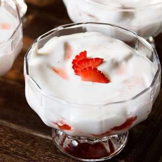 Strawberry Cream | Easy Strawberries and Cream