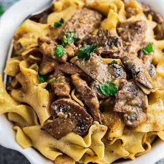 One Pot Beef Stroganoff