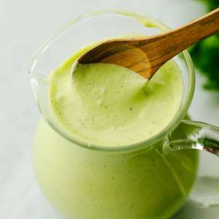 Cafe Rio {Copycat} Cilantro Ranch Dressing