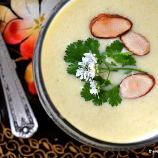 Chilled Cauliflower and Yogurt Soup