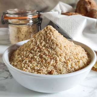 How to Make Italian Bread Crumbs from Scratch