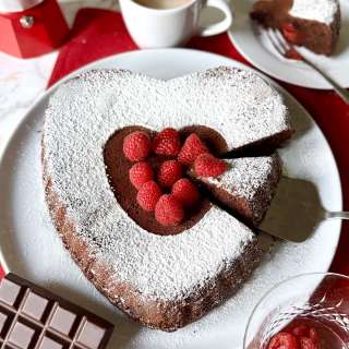Easy Chocolate Raspberry Heart Cake