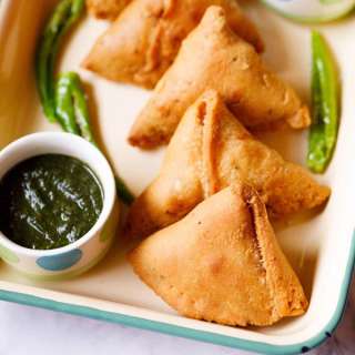 Samosa Recipe (With Potato & Green Peas)