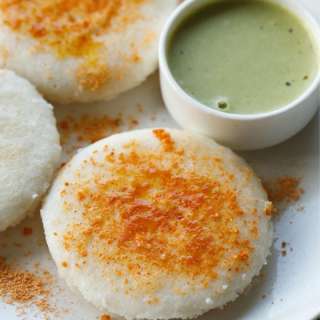 Thatte Idli Recipe (Bangalore Style Plate Idli)