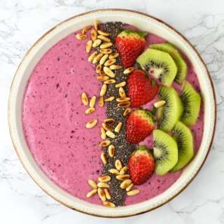 Berry Banana Smoothie Bowl Recipe