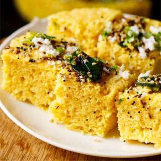 Khaman Dhokla Recipe (Instant Gujarati Khaman)