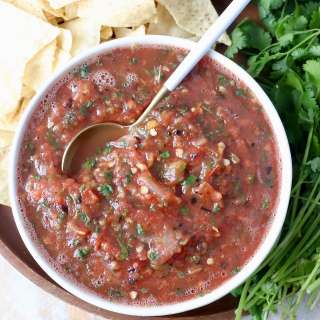 10 Minute Homemade Salsa