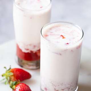 Strawberry Milk Recipe (Korean Style)