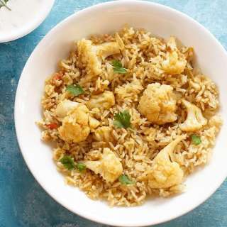 Cauliflower Biryani (One Pot Gobi Biryani)