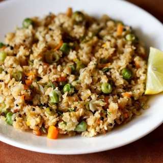 Oats Upma Recipe (Healthy Savory Oats)