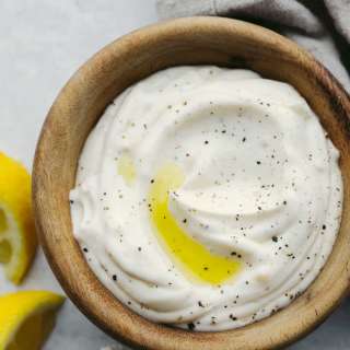Lemon Garlic Aioli Sauce