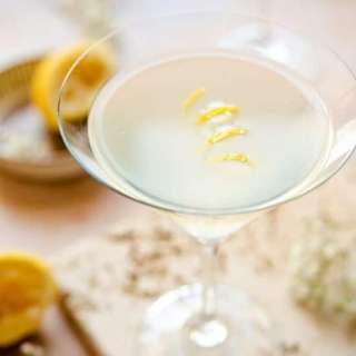 Limoncello Martini (lemon drop martini)