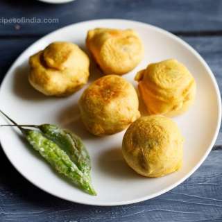 Batata Vada Recipe | Maharashtrian Style Aloo Vada
