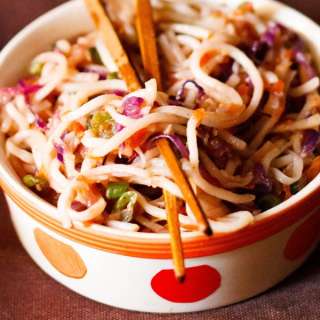 Chow Mein Recipe (Vegetarian)