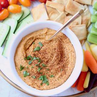 Spicy Sriracha Hummus