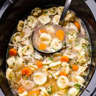 Slow Cooker Chicken Tortellini Soup