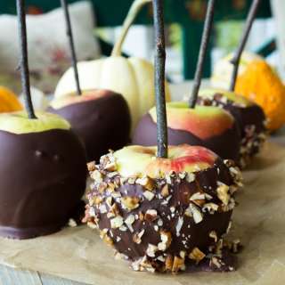 Simple Homemade Chocolate Covered Apples
