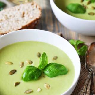 Easy Vegan Cream of Celery Soup