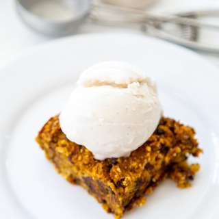 VEGAN CHOCOLATE CHIP PUMPKIN BLONDIES