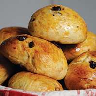 Hot Cross Buns | Italian Way
