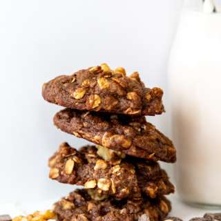VEGAN DOUBLE CHOCOLATE COOKIES