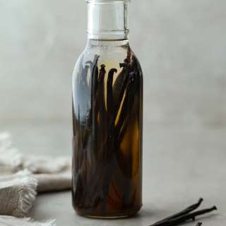 Homemade Vanilla Extract