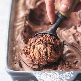 Fudge Ripple Chocolate Ice Cream