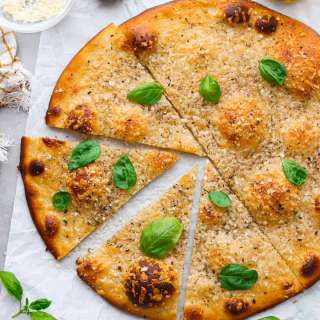 Cacio e Pepe Pizza