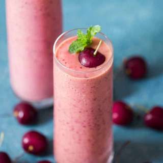 4 Ingredients Cherry Smoothie