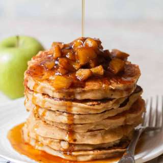 Easy Apple Pancakes