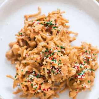  No-Bake Haystack Cookies