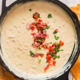 Easy White Queso Dip