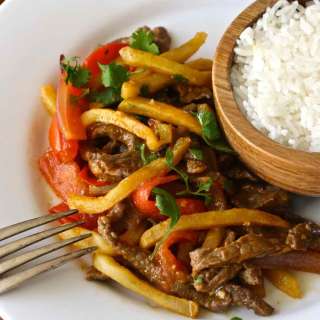 Lomo saltado