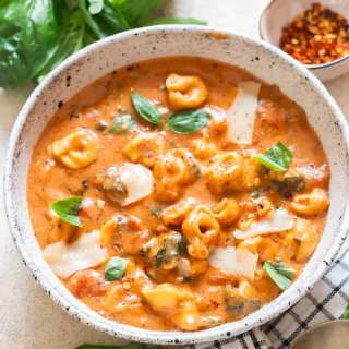 Creamy Tomato Tortellini Soup