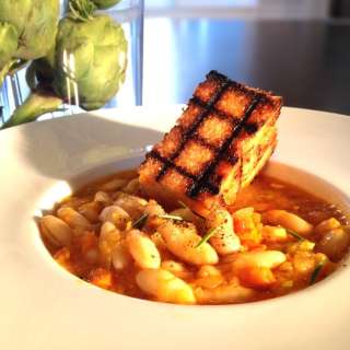 Zuppa di Fagioli con Crostino