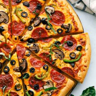 The Easiest Homemade Pizza Ever!