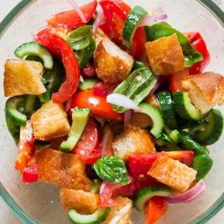  Easy Panzanella Salad (Tuscan Tomato and Bread Salad)