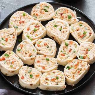 Chicken Enchilada Tortilla Roll-Ups