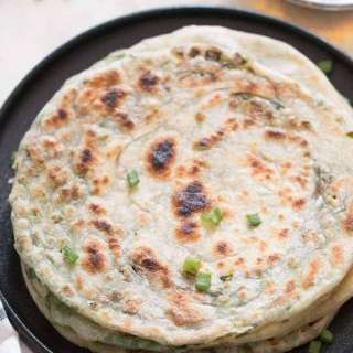 Scallion Pancakes (葱油饼)
