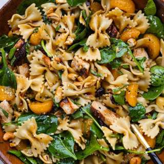 Teriyaki Spinach Pasta Salad