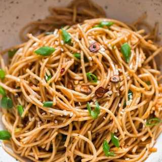 15 Minutes Chili Butter Garlic Noodles