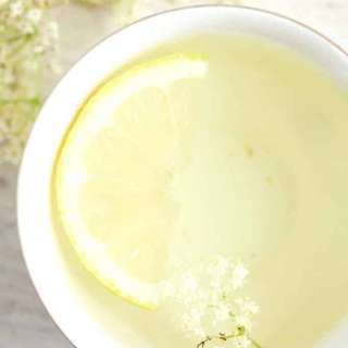 How to Make Elderflower Tea