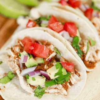 Crock Pot Chipotle Chicken Tacos
