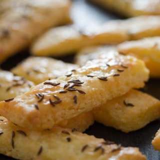 Homemade Cheese Crackers with Caraway Seeds – Romanian Saratele