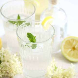 Elderflower Gin Cocktail