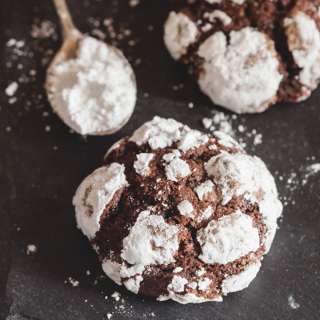Chocolate Crinkle Cookies