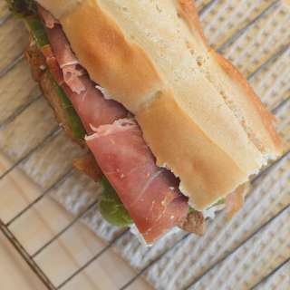Bocadillo Serranito