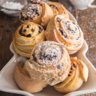 Chocolate Chip Sweet Buns / Girelle
