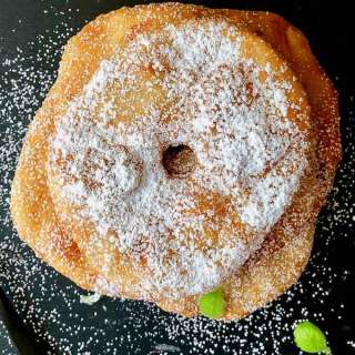 Torta Frita (South American Fried Sweet Dough)